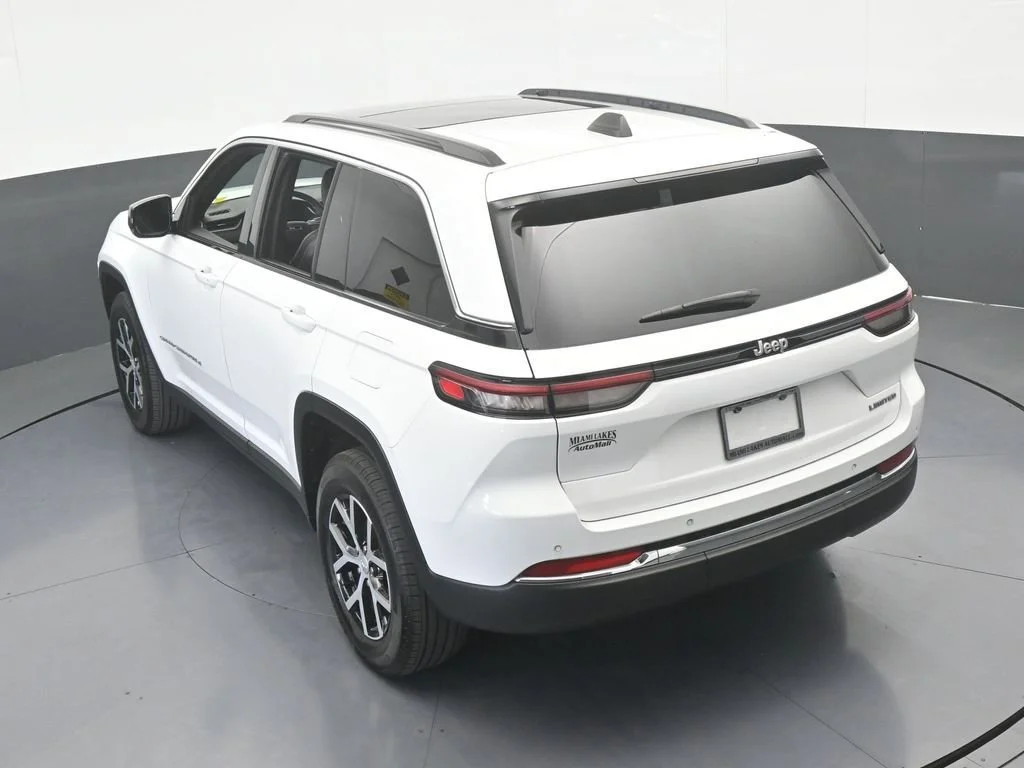 Used 2024 White Jeep Limited image 55