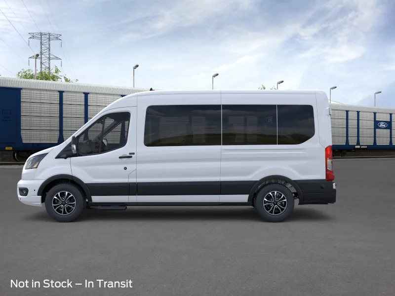 New 2026 Oxford White Ford XLT image 4