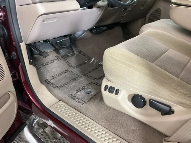 Used 2004 Red Clearcoat Ford XLT image 13