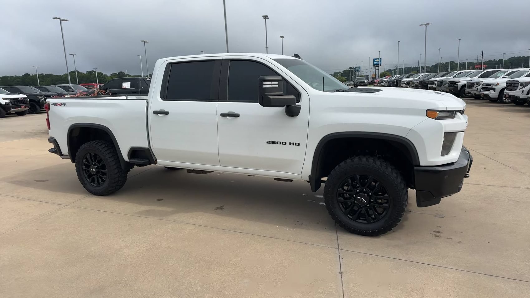 Used 2023 Summit White Chevrolet Custom image 3