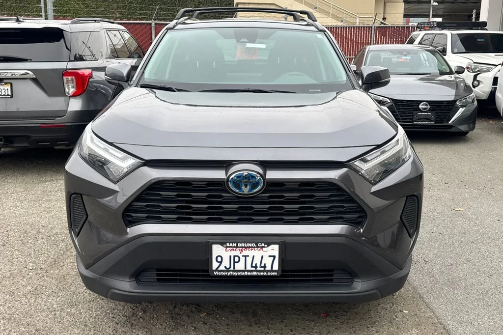 Used 2024 Gray Toyota XLE image 3