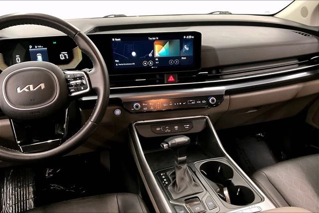 2025 Kia Carnival LXS - Photo 7