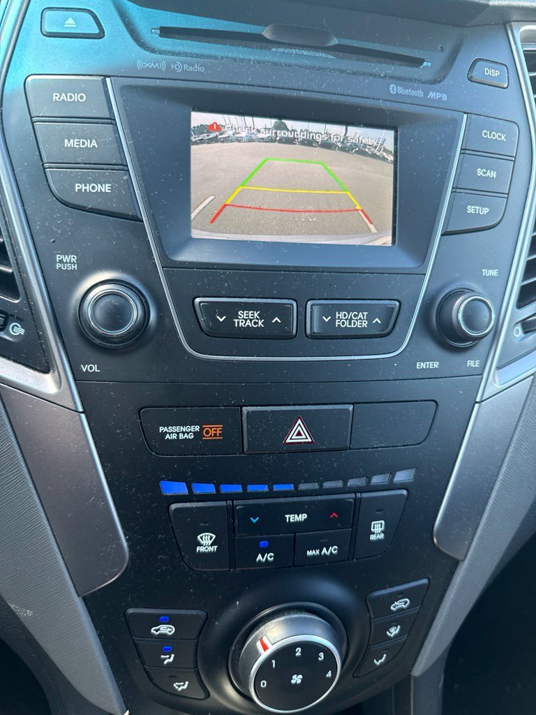 Used 2014 Silver Hyundai Base image 4