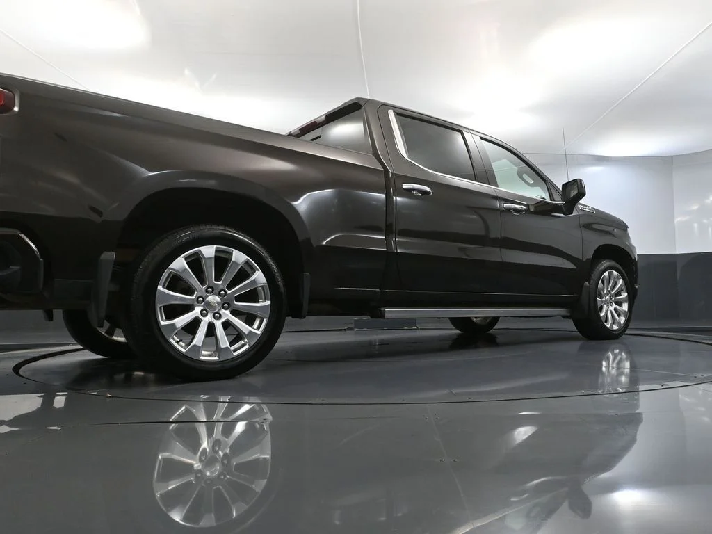 Used 2020 Brown Chevrolet High Country image 61