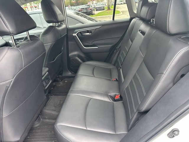 2025 Toyota RAV4 6