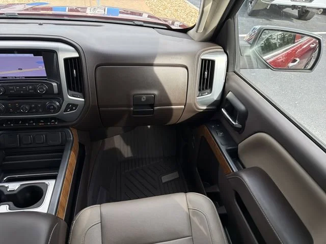 Used 2018 RED QUARTZ TINTCOAT GMC SLT image 15