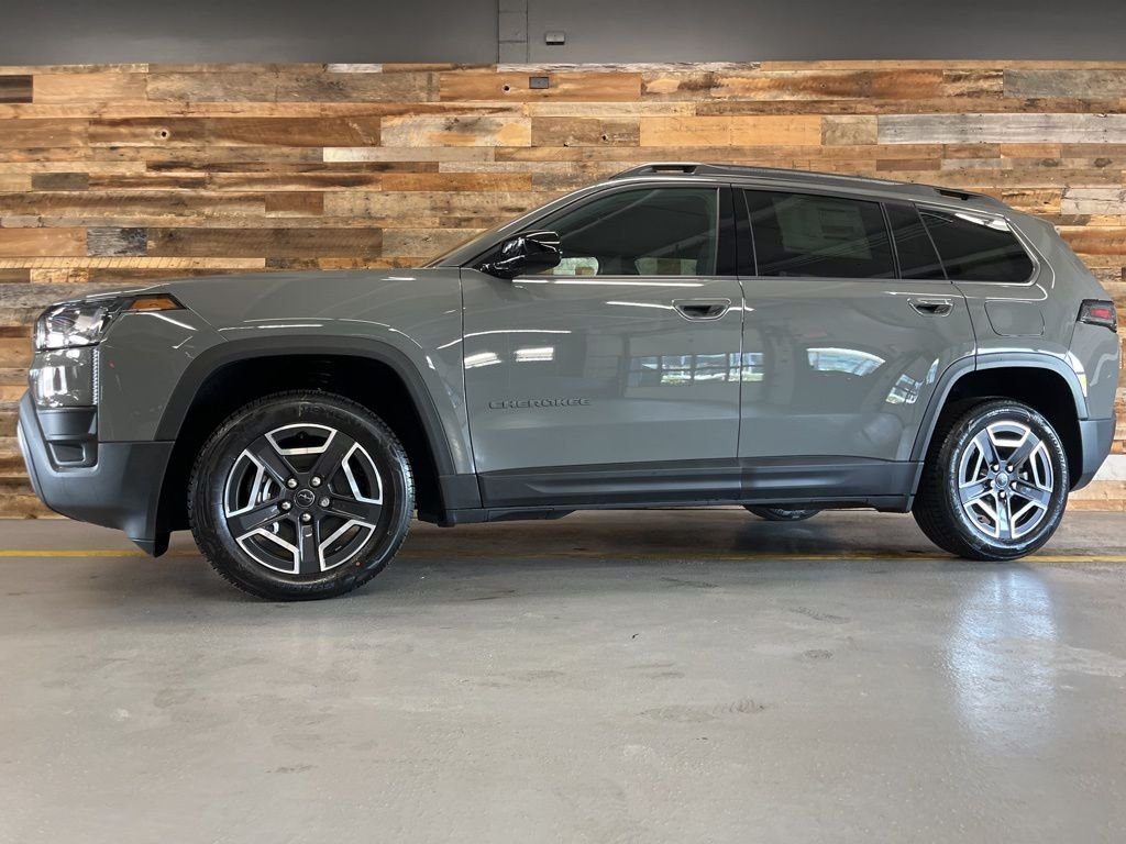 New 2026 Sting-Gray Clearcoat Jeep Laredo image 46