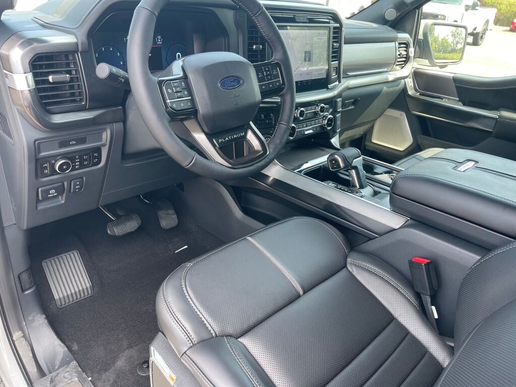 New 2026 Avalanche Ford Platinum image 6