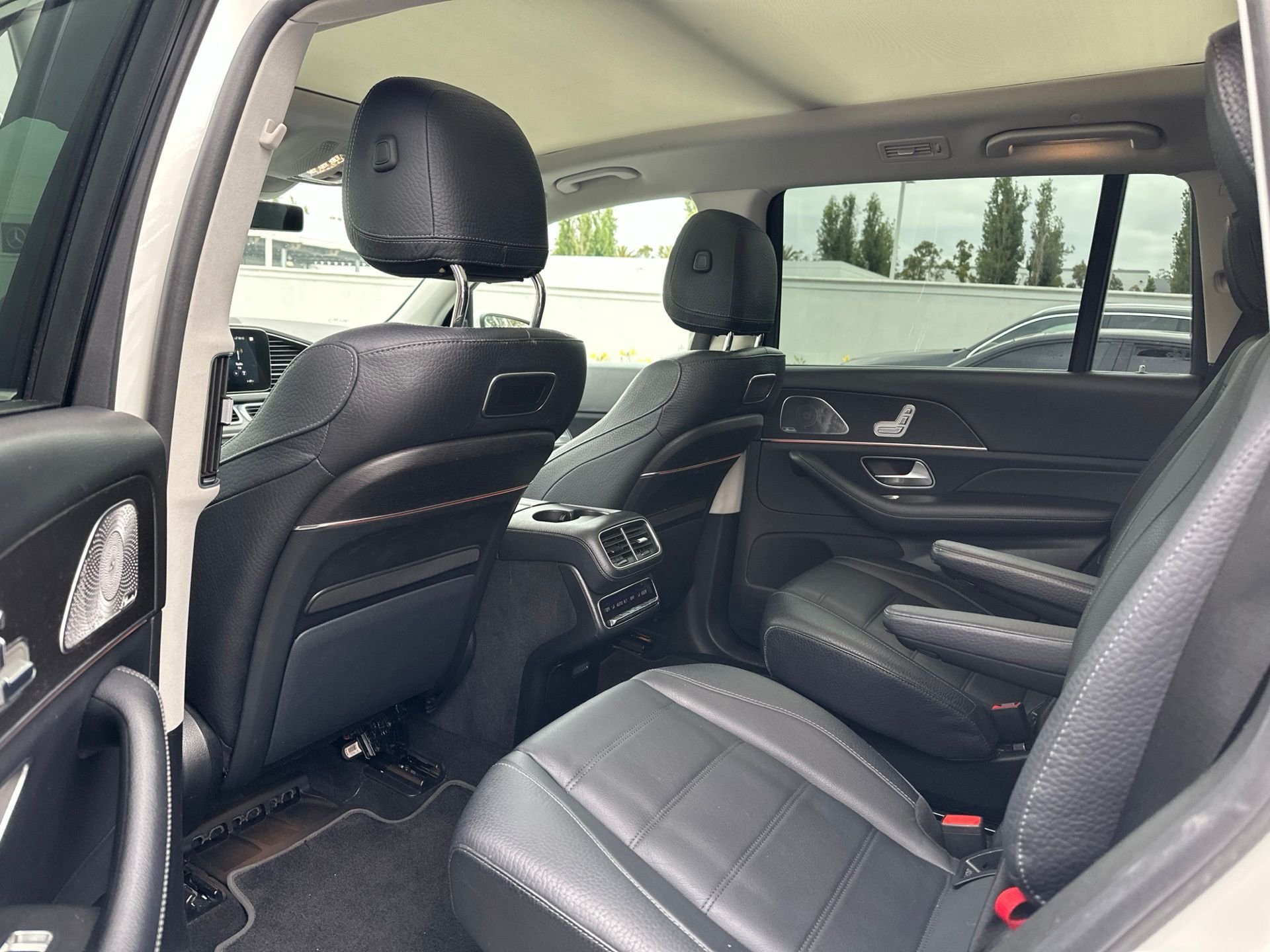 Used 2020 White Mercedes-Benz GLS 450 image 10