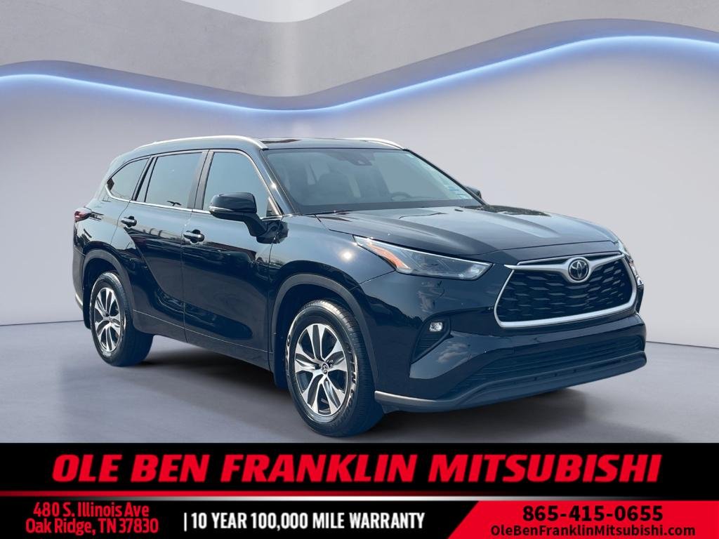 Used 2024 Midnight Black Metallic Toyota XLE image 1