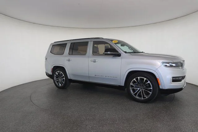 Used 2023 Silver Jeep Series III image 25