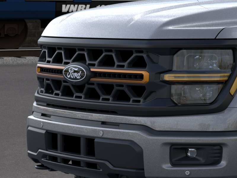 New 2026 Carbonized Gray Metallic Ford Tremor® image 17