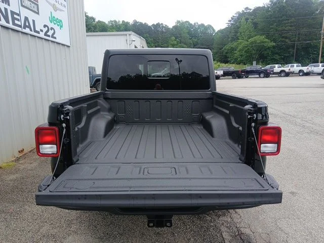 New 2026 Black Clear-Coat Exterior Paint Jeep Sport S image 6