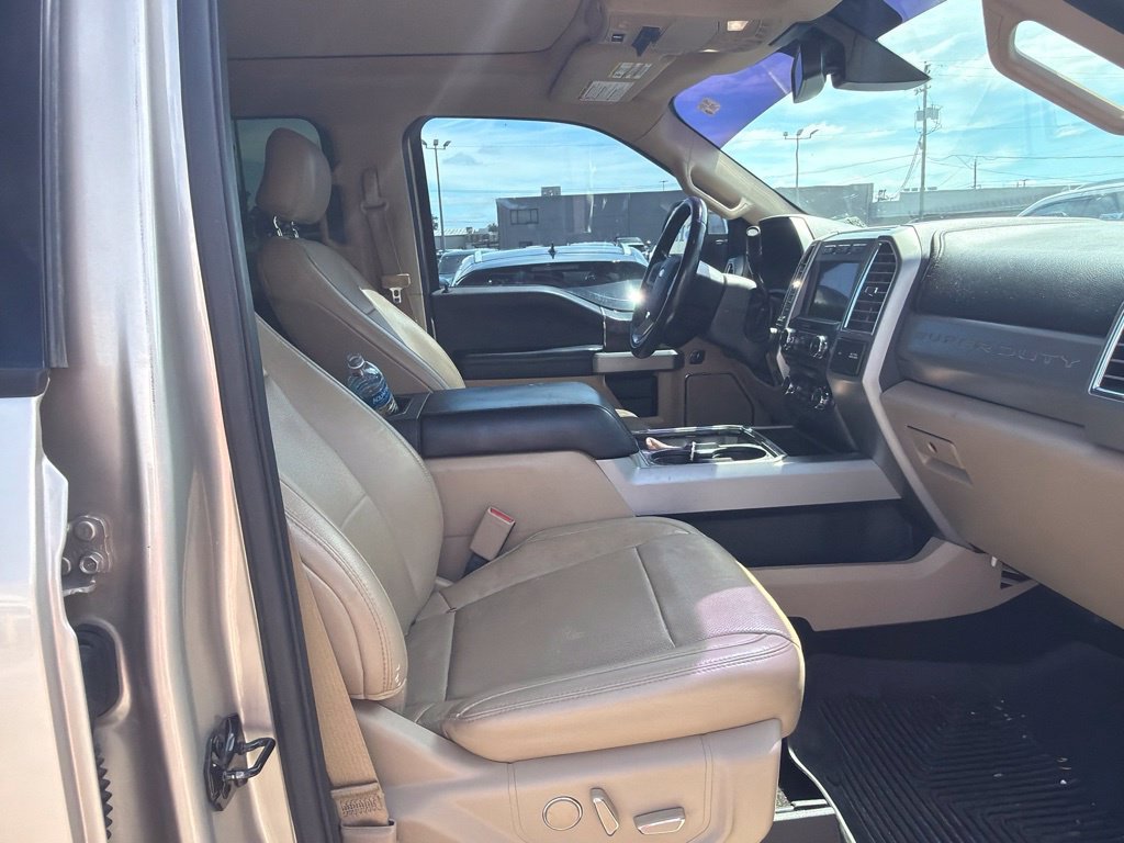 Used 2017 Gold Ford Lariat image 11