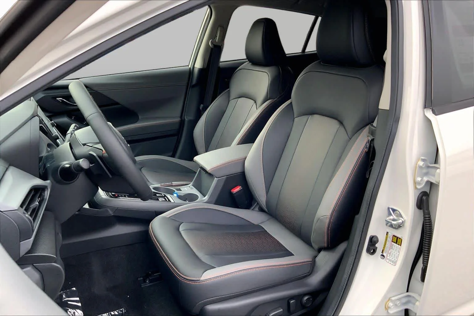 New 2026 CRYSTAL WHITE PEARL Subaru Limited image 9