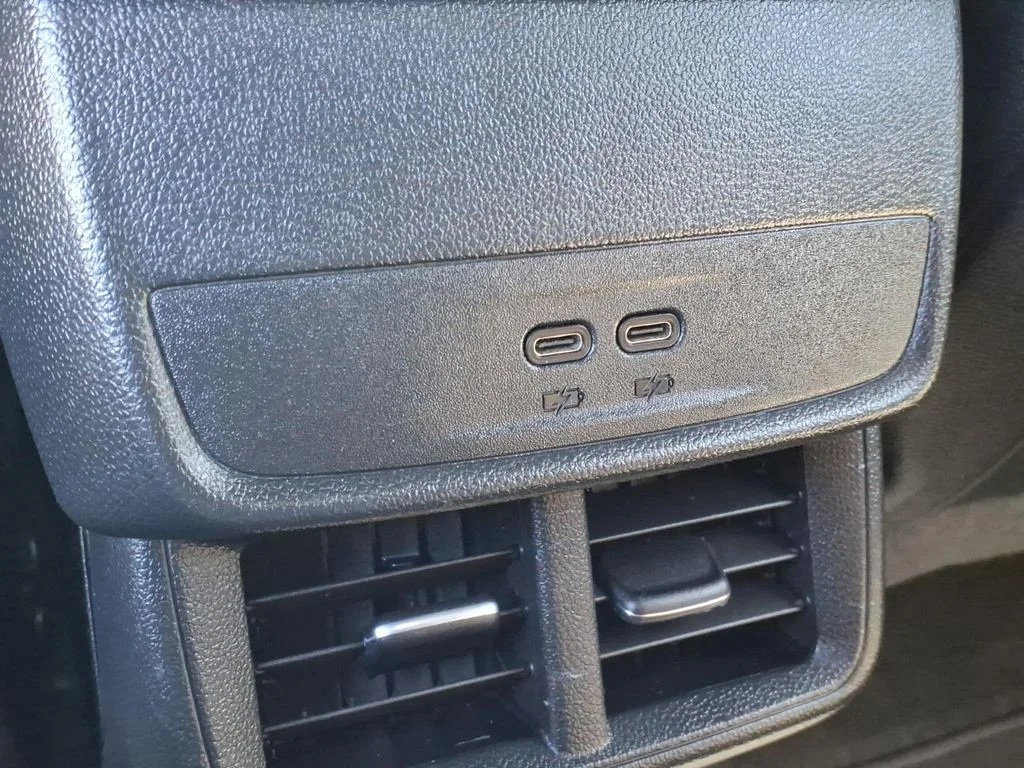 Used 2025 Beige Chevrolet RS image 9