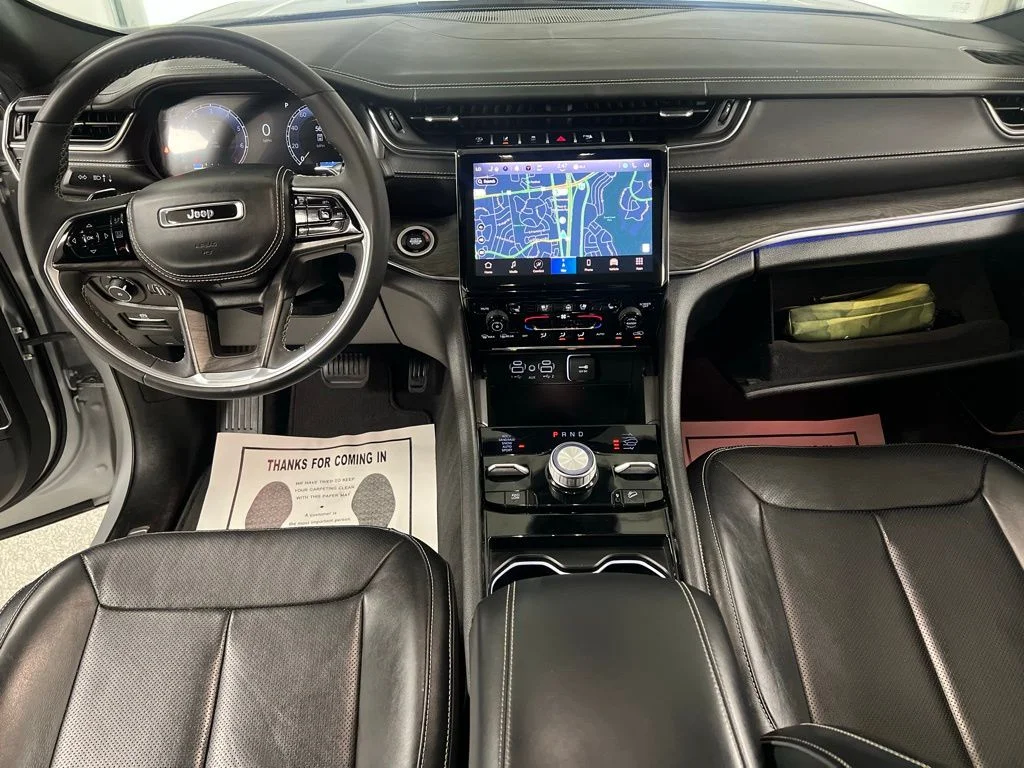 2023 Jeep Grand Cherokee Overland - Photo 30