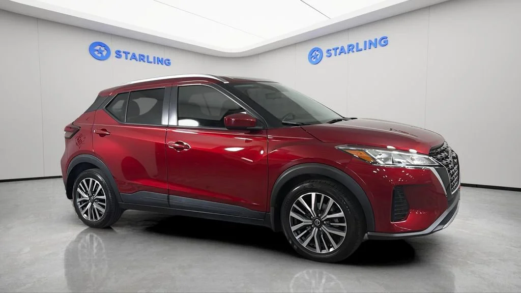 Used 2021 Red Nissan SV Xtronic CVT image 12