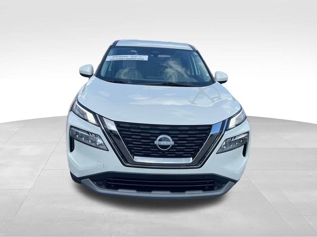 Used 2023 White Nissan SV image 8
