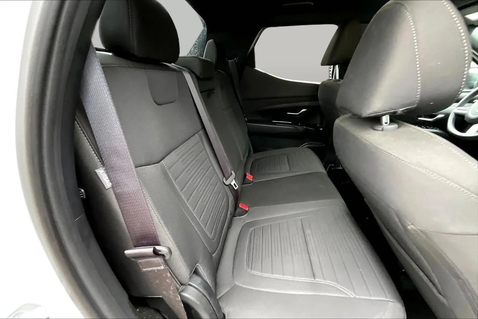 Used 2025 Atlas White Hyundai SE image 20