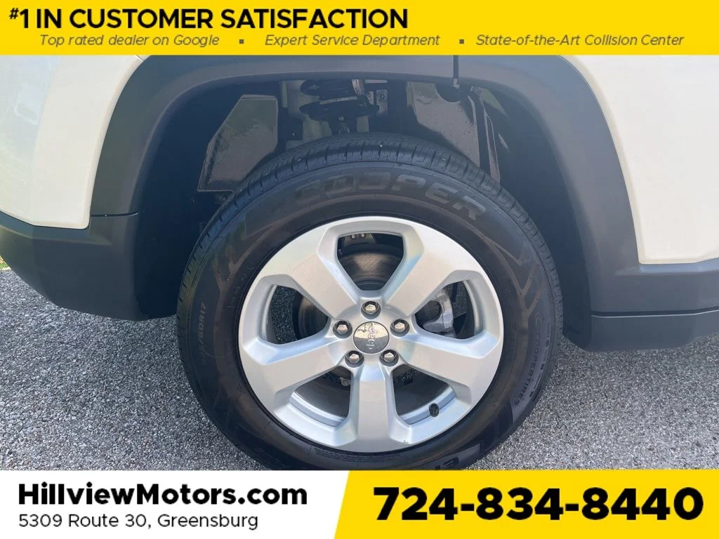 Used 2021 White Clearcoat Jeep Latitude image 13