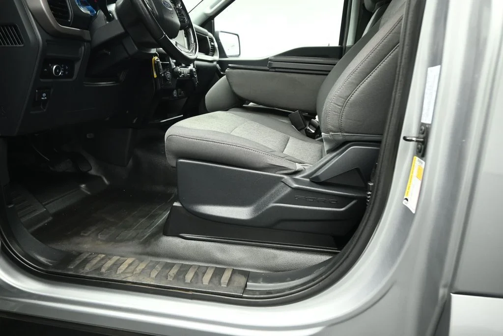 Used 2024 Silver Ford XL image 7