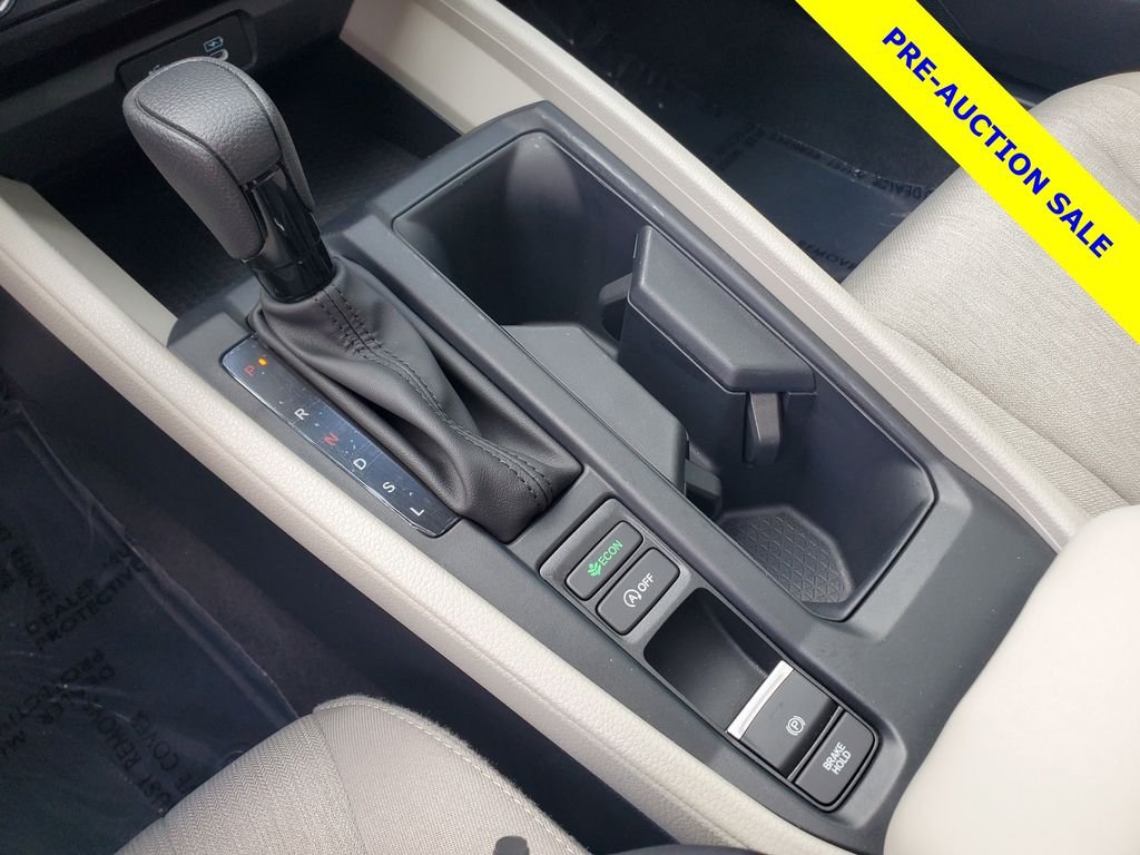 Used 2025 Gray Honda SE image 31