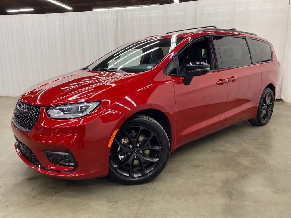 2025 Chrysler Pacifica