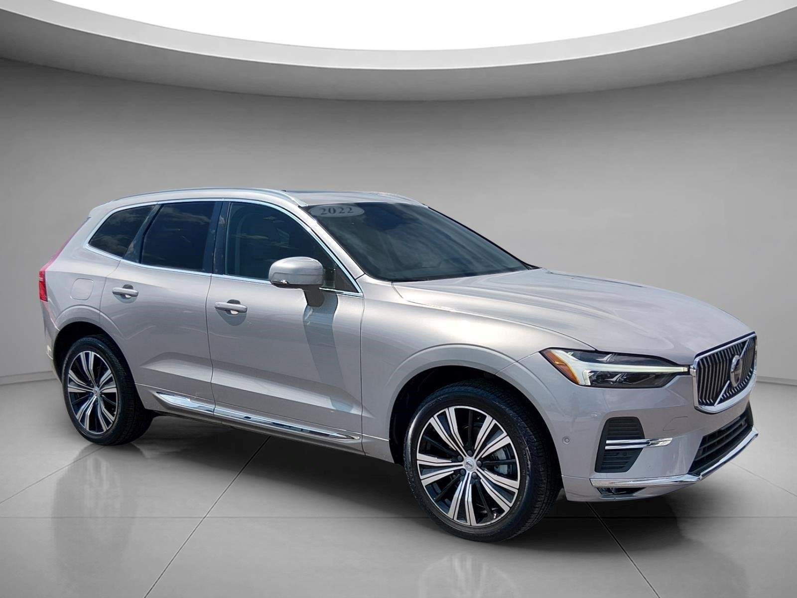 Used 2022 Silver Dawn Metallic Volvo Inscription image 7