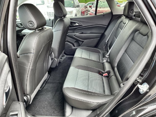 2026 Chevrolet Trax photo 31 of 40