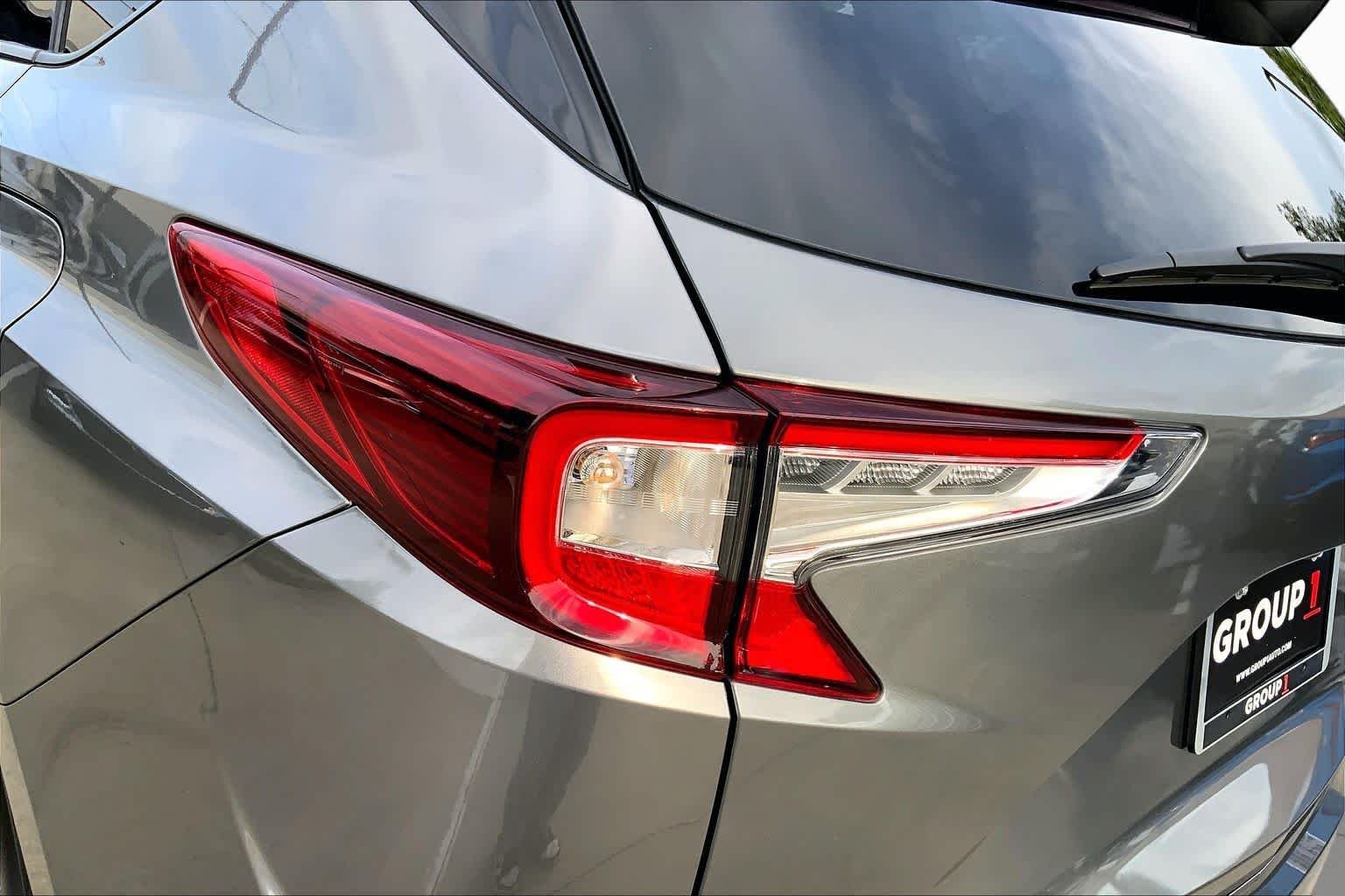 Used 2024 Liquid Carbon Metallic Acura w/Technology Package image 28