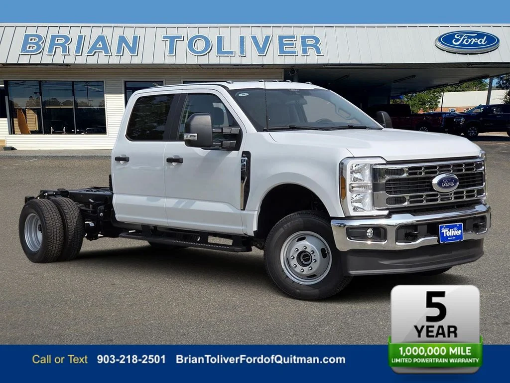 2026 Ford F-350 Super Duty Chassis Cab