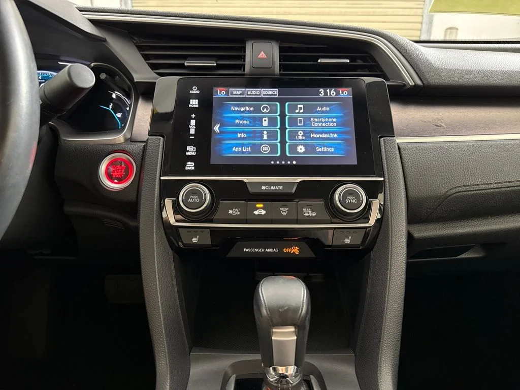 2018 Honda Civic Touring - Photo 17