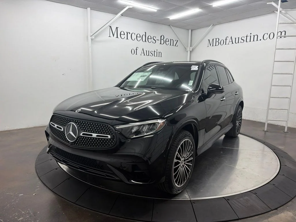 New 2026 Black Mercedes-Benz GLC 300 image 3