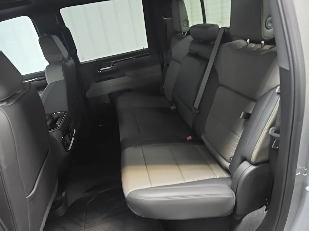 Used 2025 Gray Chevrolet ZR2 image 37