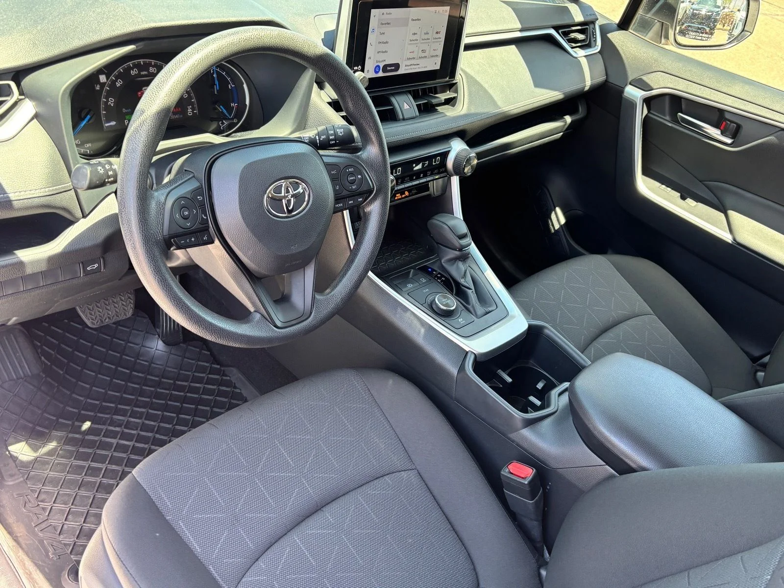 Used 2024 Ice Cap Toyota XLE image 15