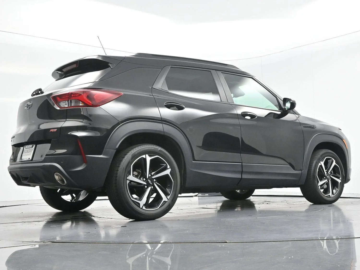 Used 2022 Mosaic Black Metallic Chevrolet RS image 49