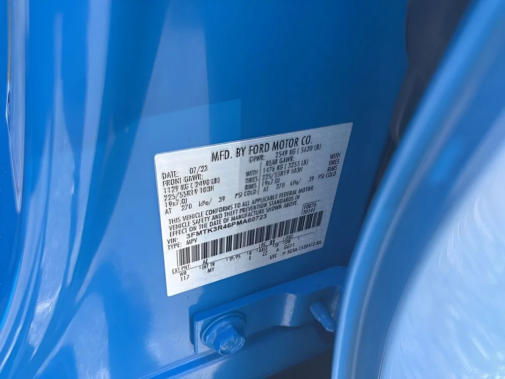 Used 2023 Blue Ford Premium image 33