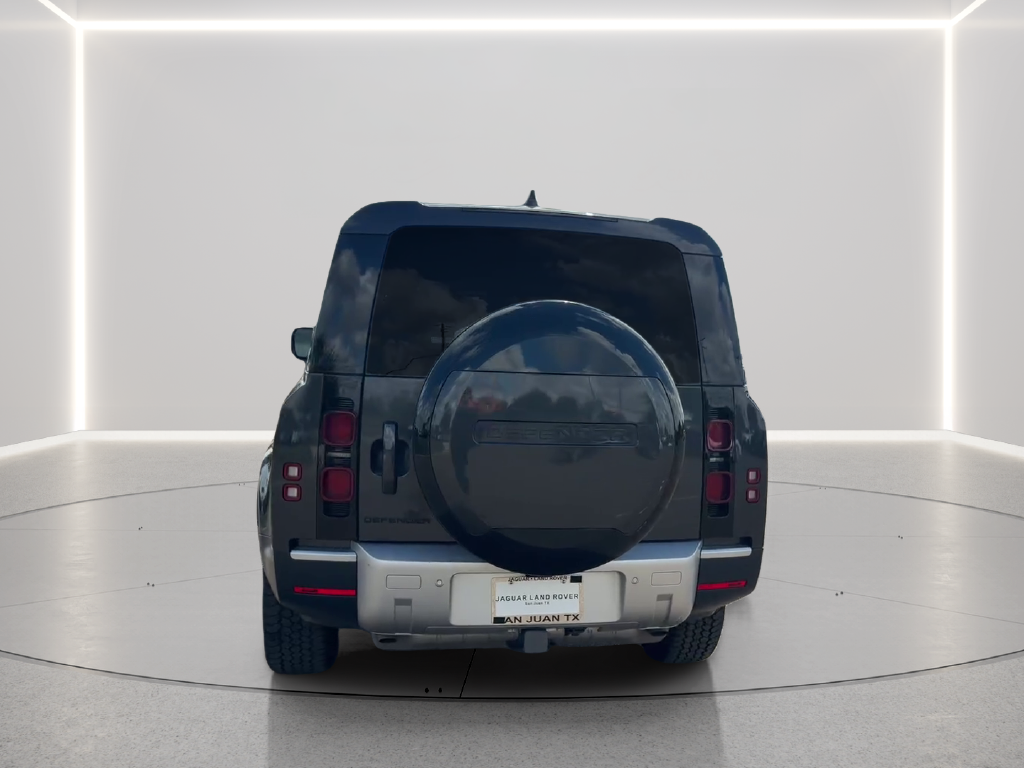 Used 2025 Gray Land Rover S image 6