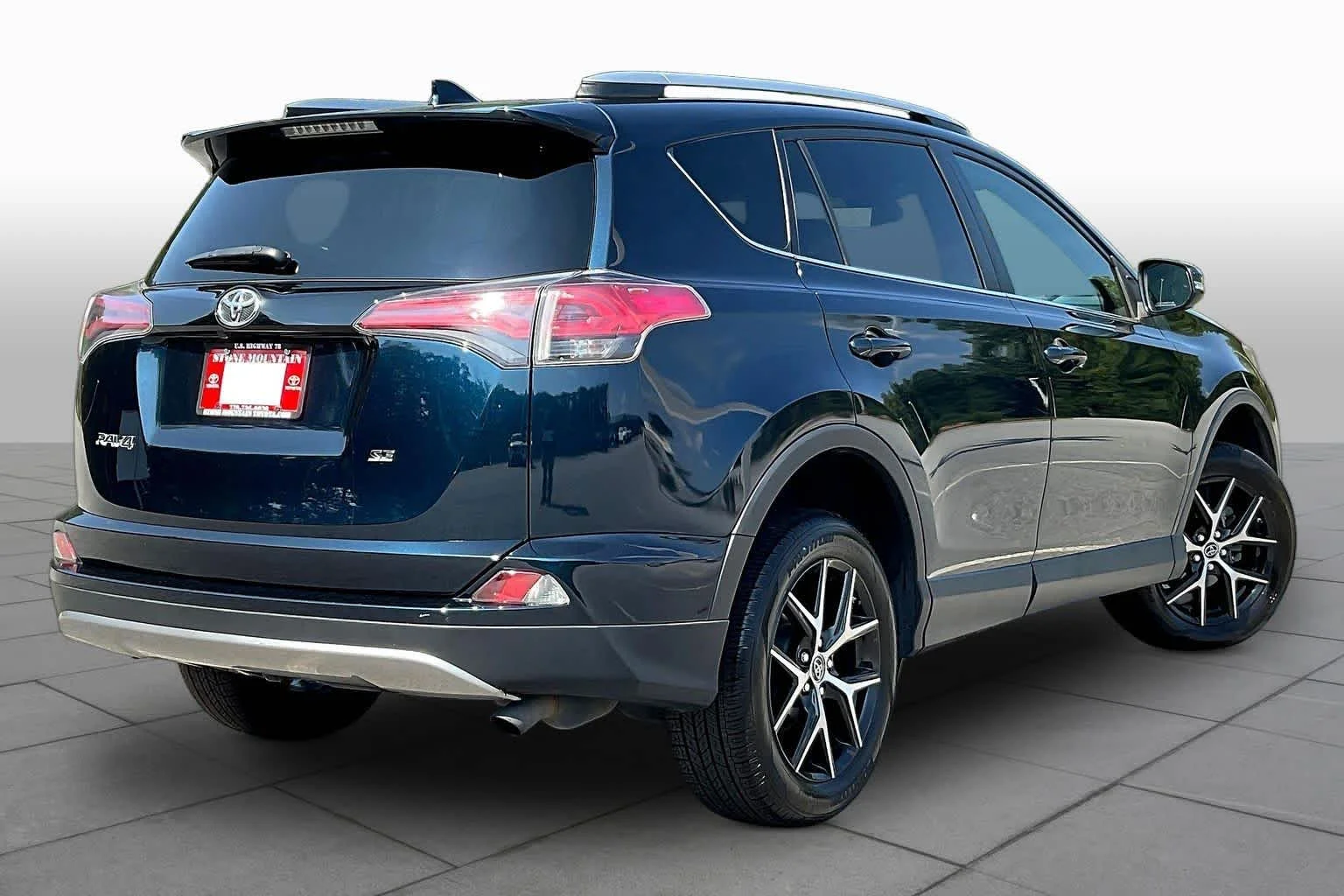 Used 2017 Galactic Aqua Mica Toyota SE image 13