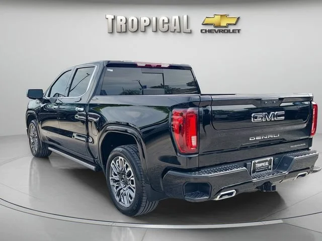 Used 2025 Onyx Black GMC Denali Ultimate image 2