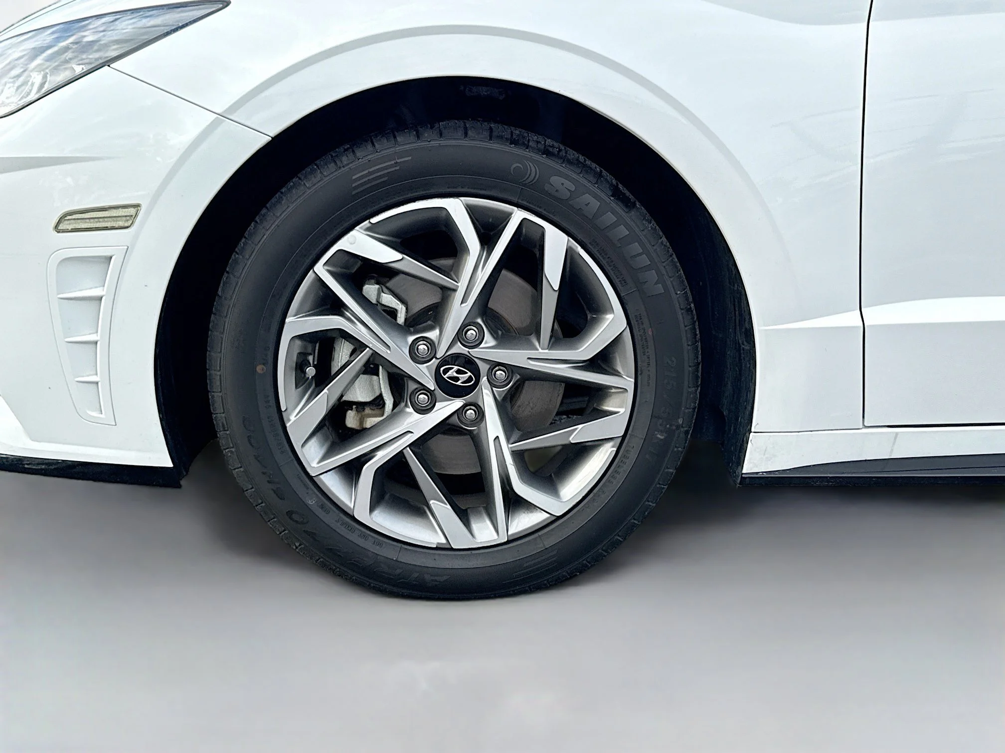 Used 2021 Quartz White Hyundai SEL image 40