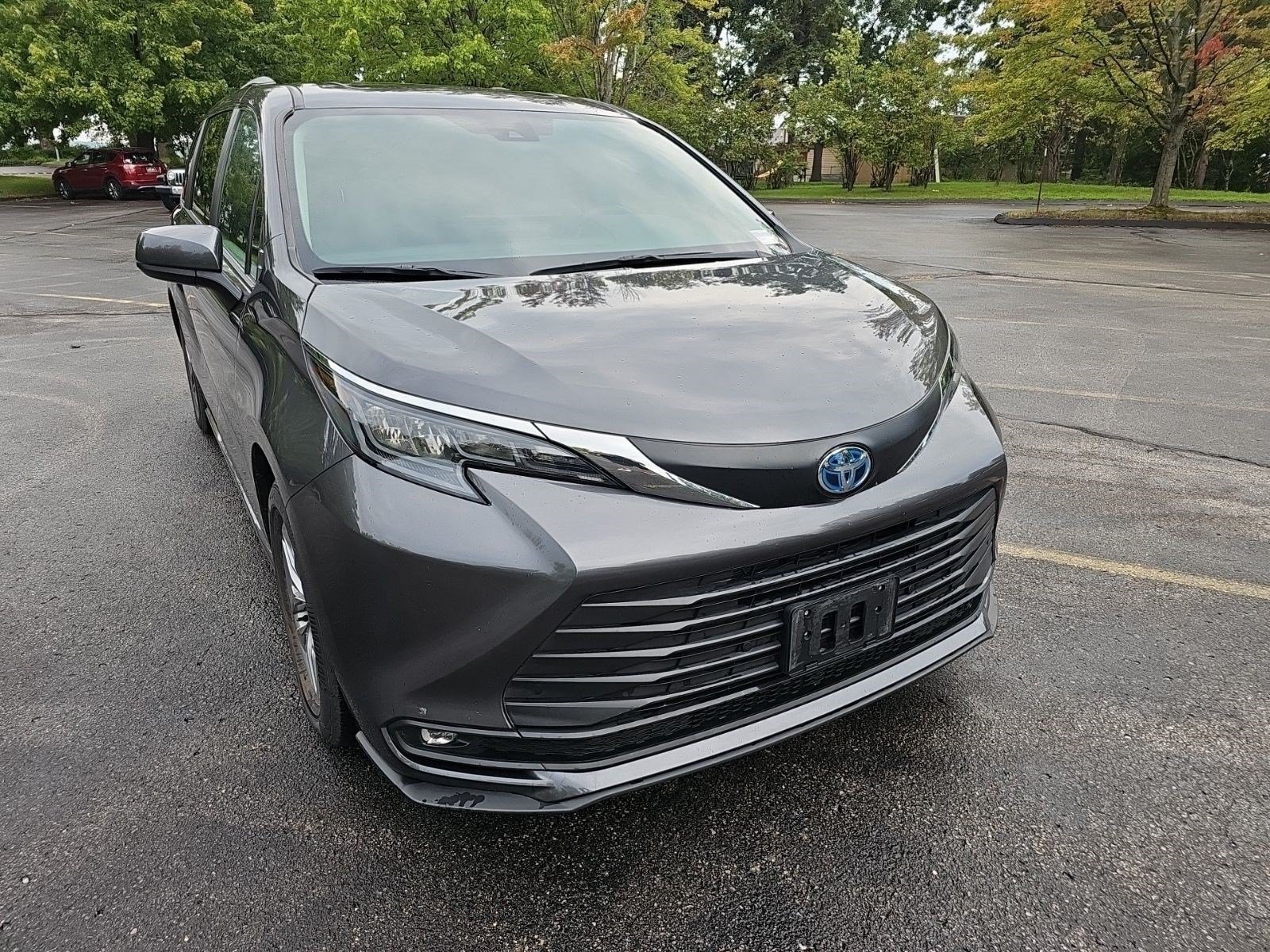 Used 2025 Magnetic Gray Metallic Toyota XLE image 7