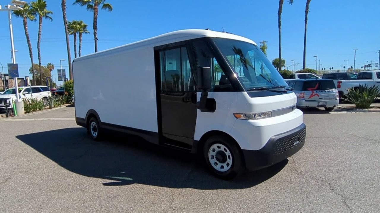 Used 2024 Chevrolet BrightDrop Zevo 600 with VIN 2G5ZJ3TZ7R9100266 for sale in Buena Park, CA