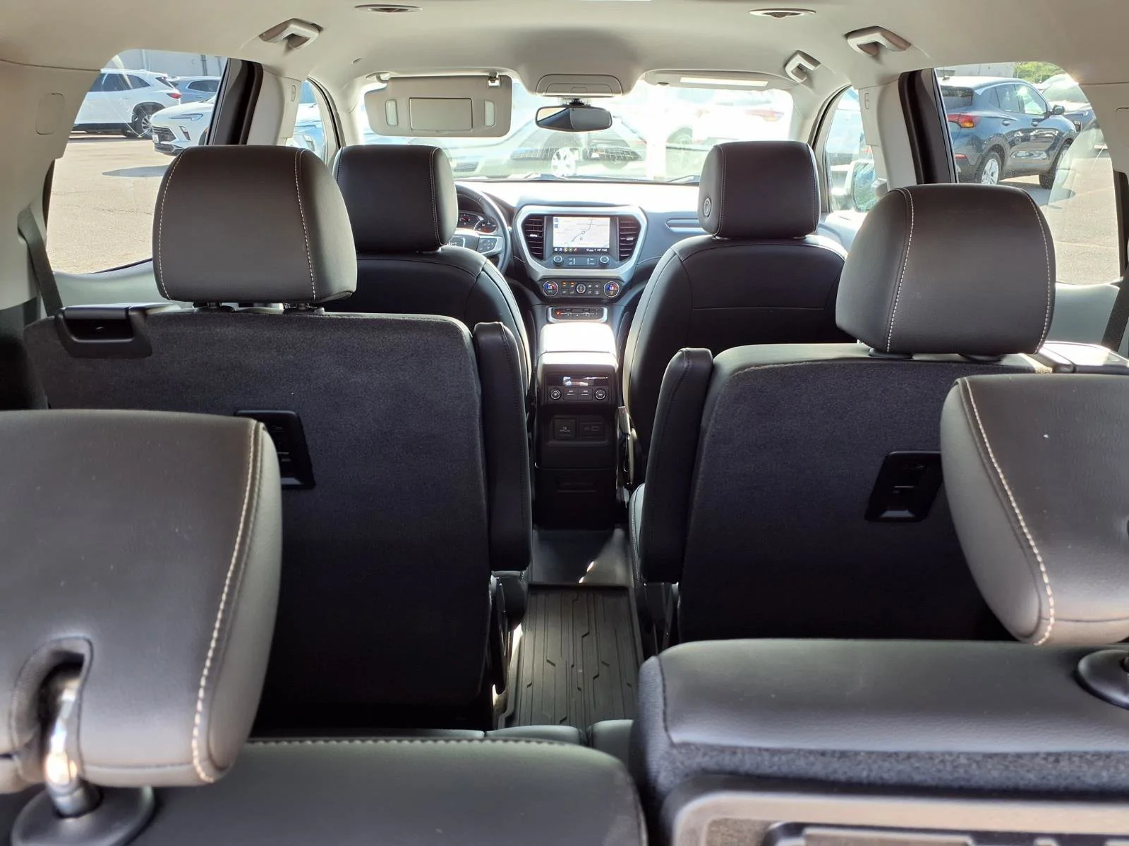 2023 GMC Acadia SLT - Photo 36