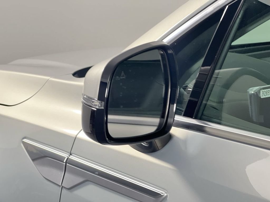 2026 Kia Sorento LX - Photo 11