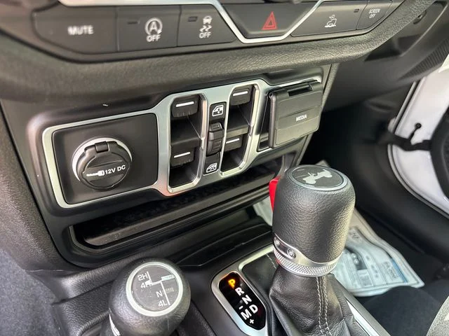 New 2026 White Jeep Sport S image 23