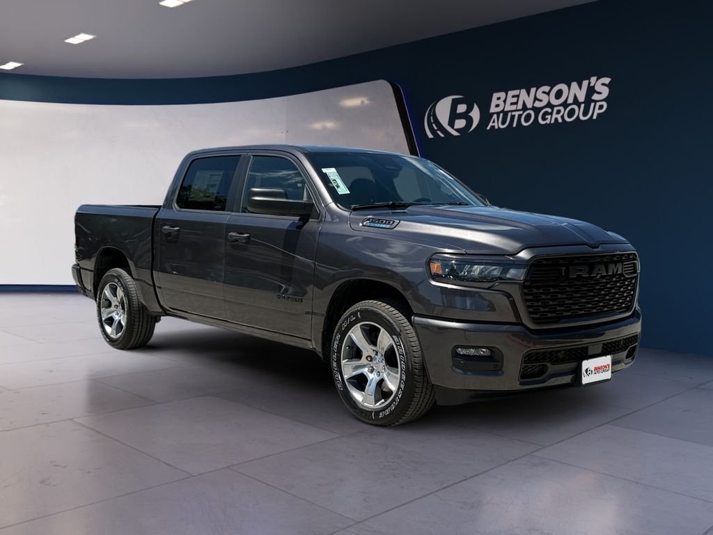 New 2026 Granite Crystal Metallic Clearcoat RAM Express image 7