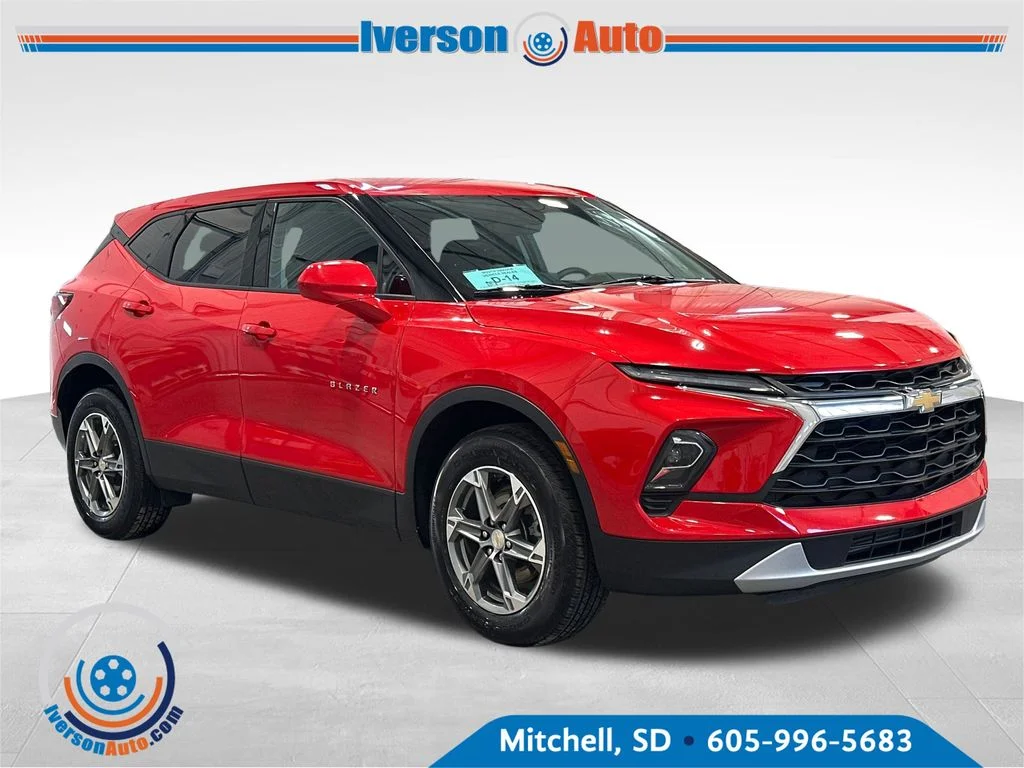 2023 Chevrolet Blazer 2.0T 2LT AWD's photo