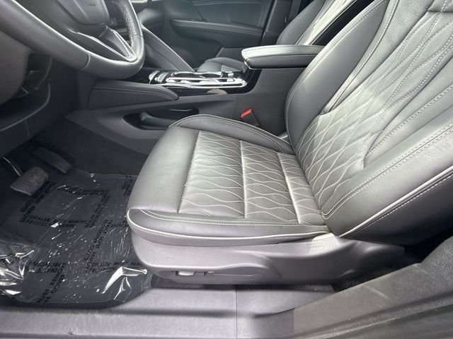 Used 2023 Red Buick Avenir image 12